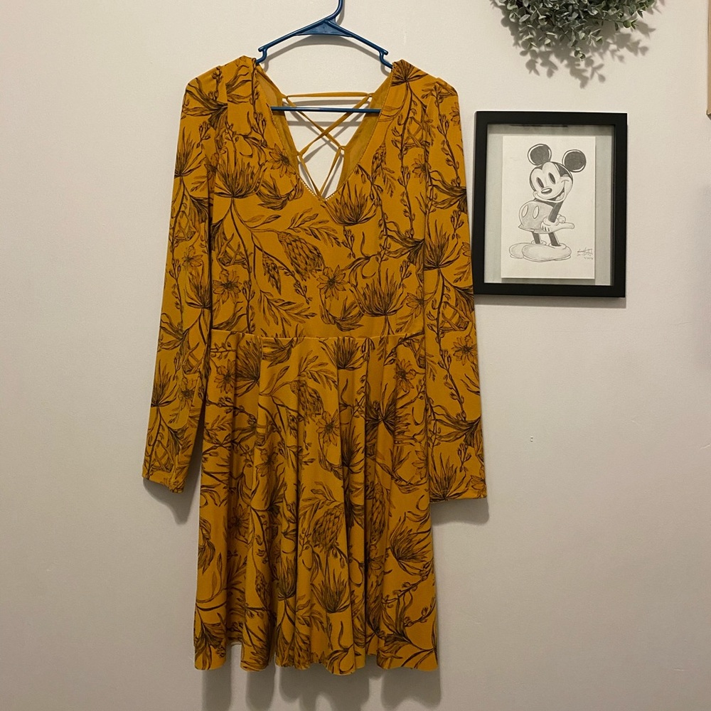 Mustard urban dress